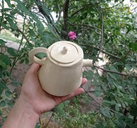 Vento Teapot