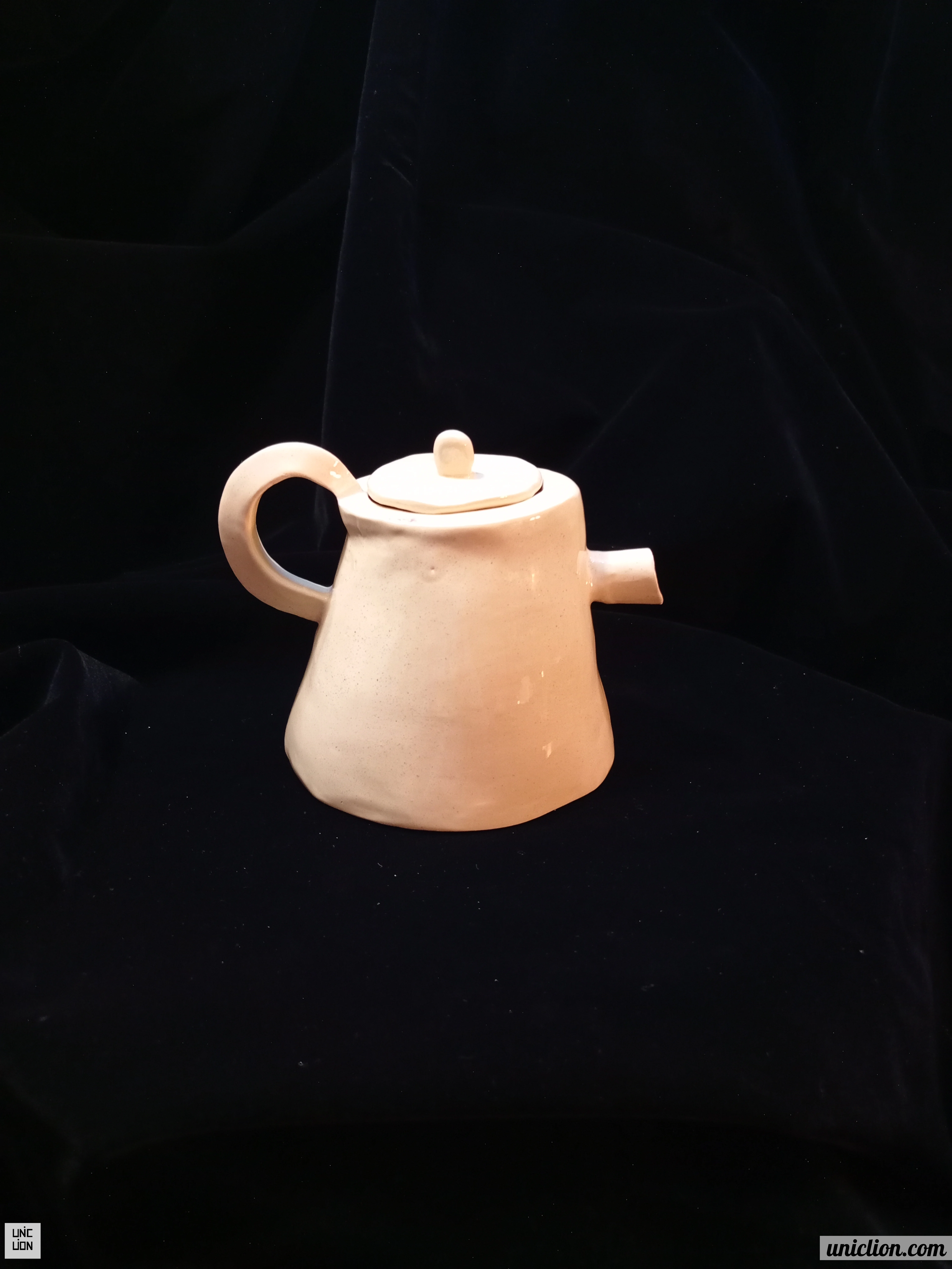 Vento Teapot